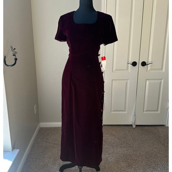 Maggy London Vintage Velvet Square Neck Side Button dress, RARE NWT, size 8 - Picture 2 of 8